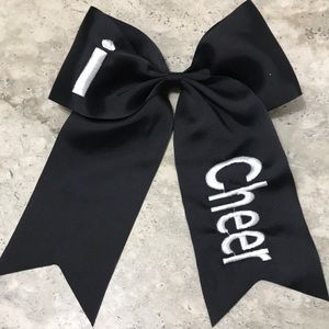 Black “I cheer” cheer hair bow